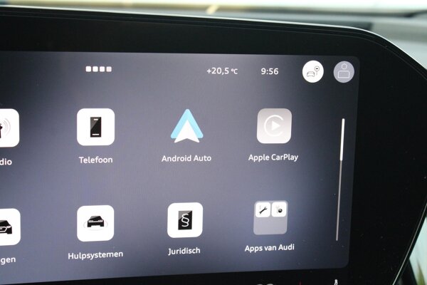 Apple Carplay/Android Auto Apple Carplay/Android Auto