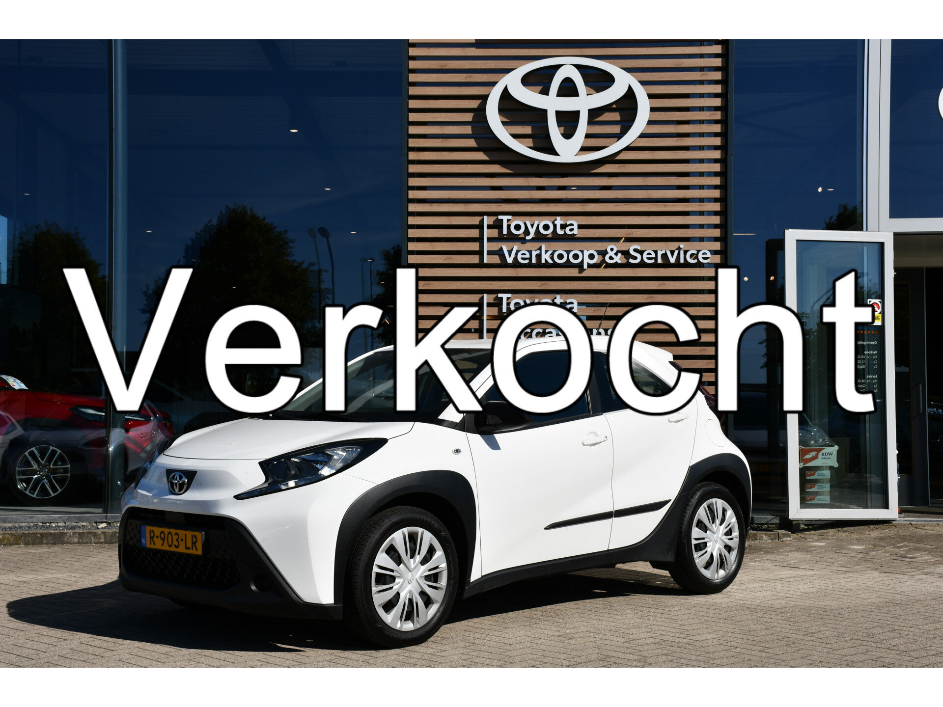 Toyota Aygo X 1.0 VVT-i S-CVT Play Automaat 72pk