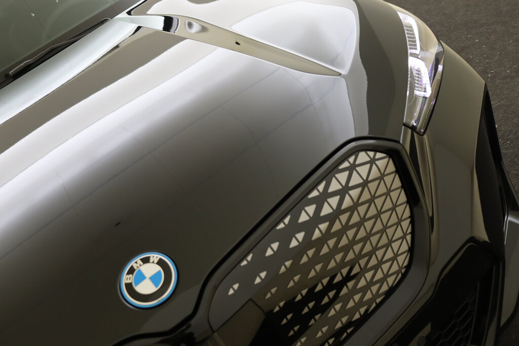 BMW iX1 59