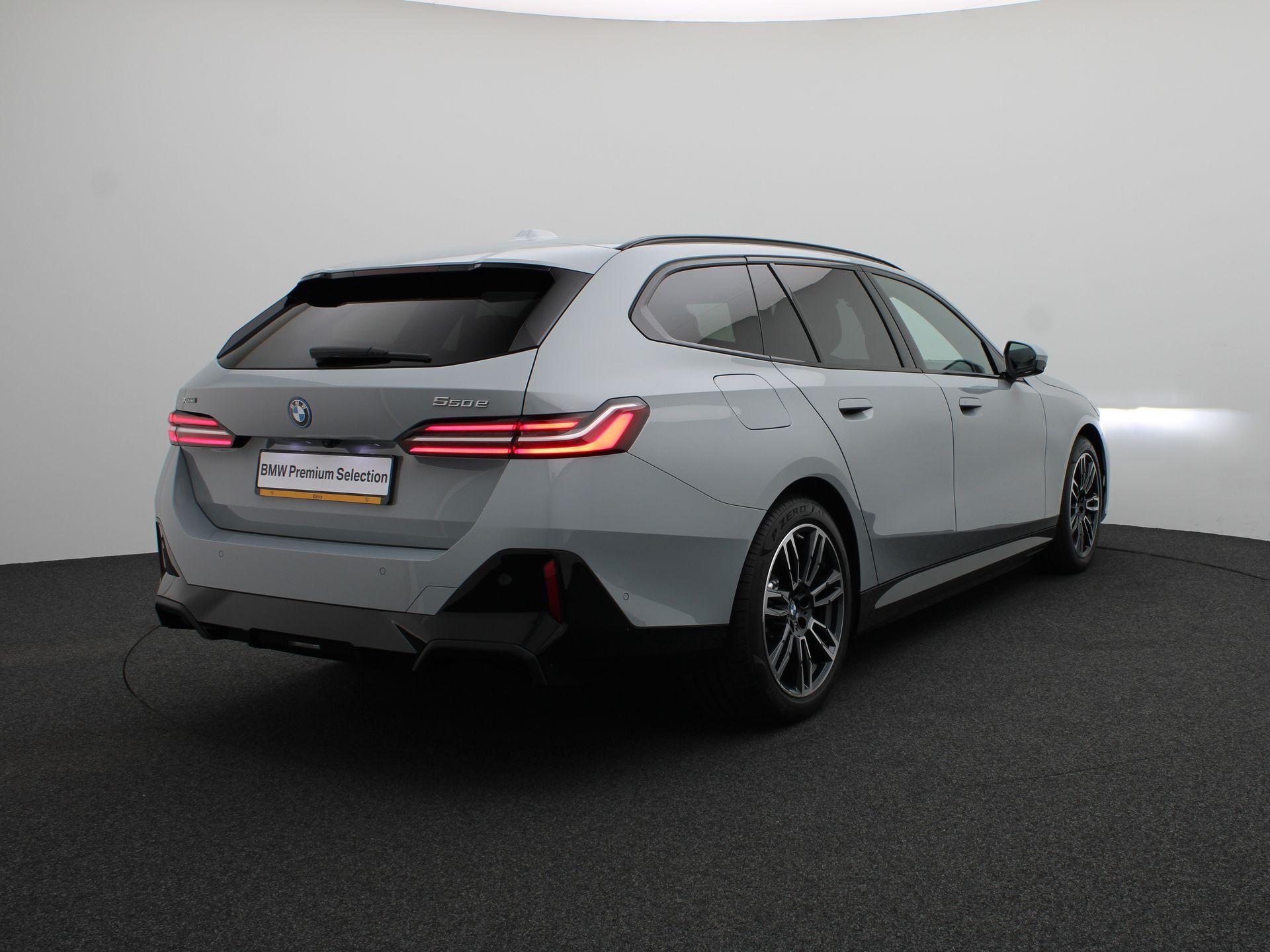 BMW 5 Serie Touring 550e xDrive - Afbeelding 2