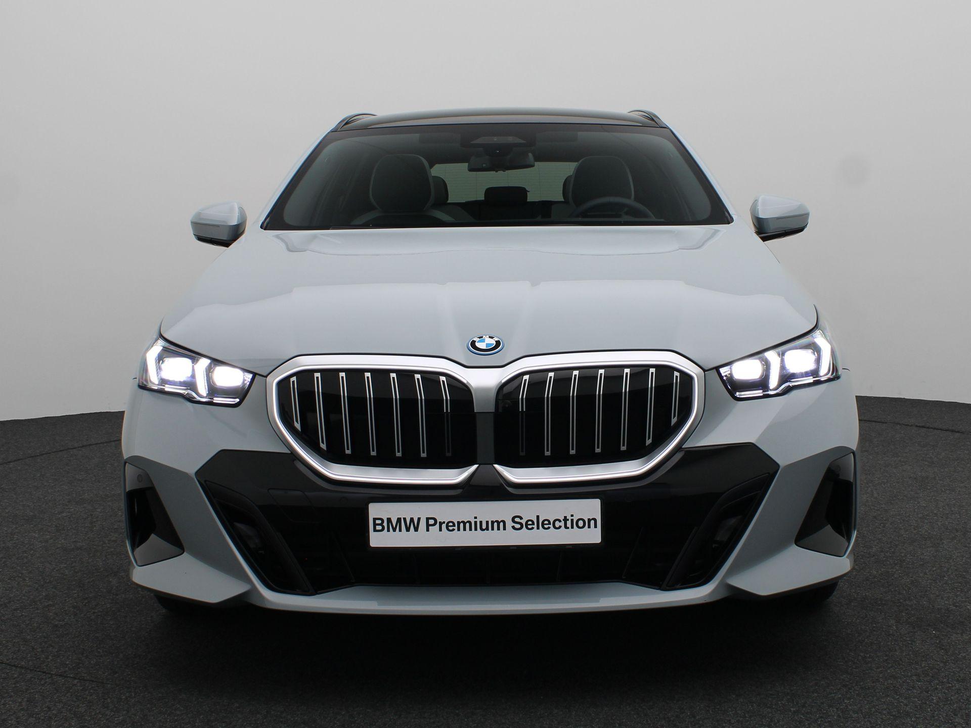 BMW 5 Serie Touring 550e xDrive - Afbeelding 3