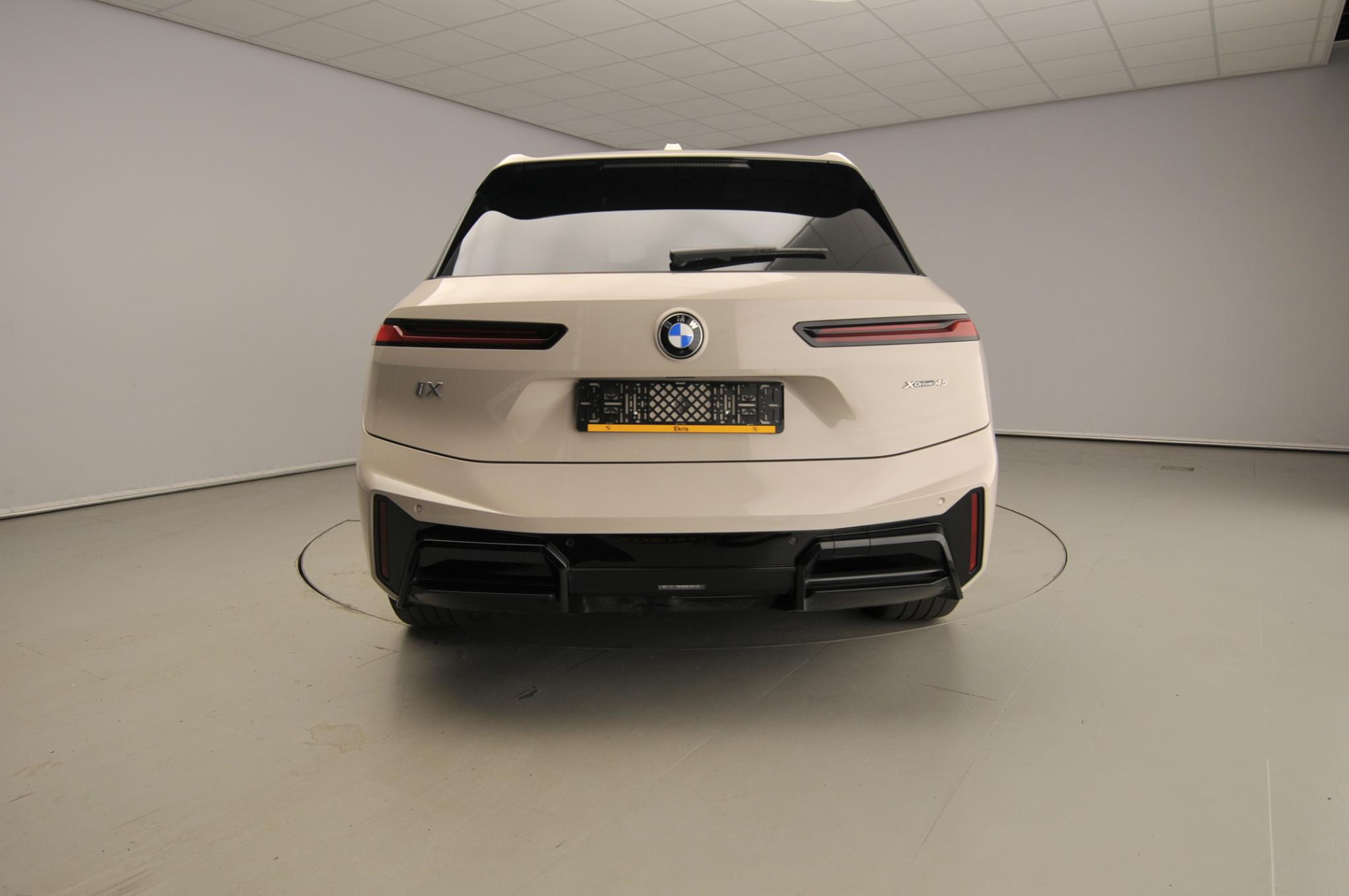 BMW iX xDrive45 - Afbeelding 5