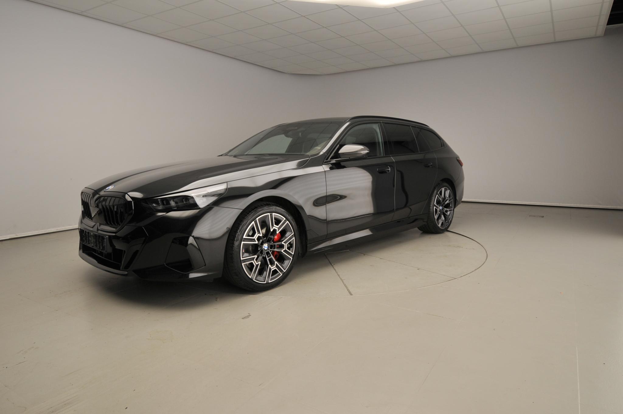 BMW i5 Touring xDrive40