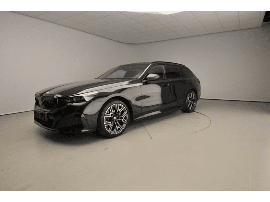 BMW i5 Touring xDrive40