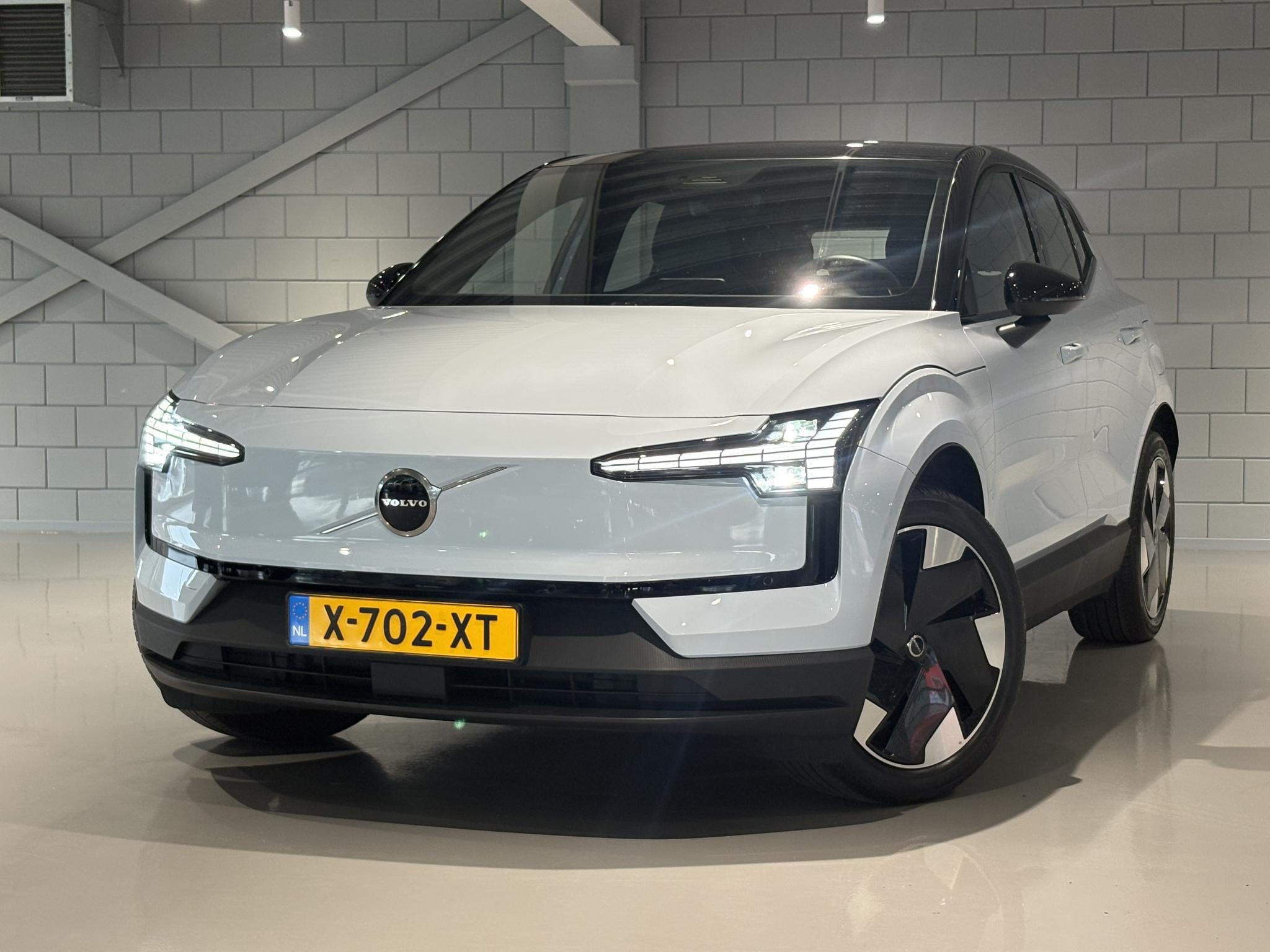 Volvo EX30 Single Motor Extended Range Plus 69 kWh