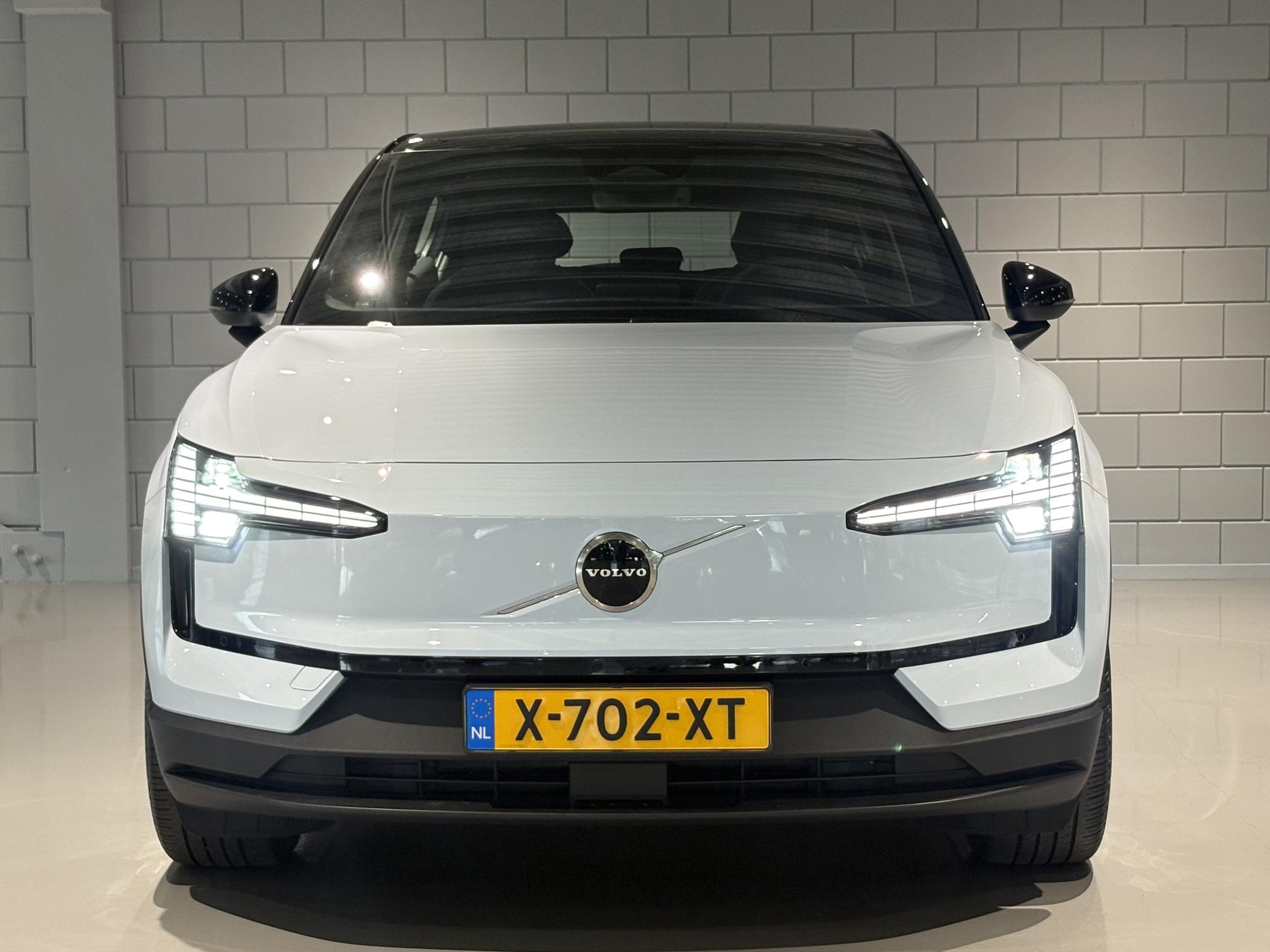 Volvo EX30 Single Motor Extended Range Plus 69 kWh - Afbeelding 2