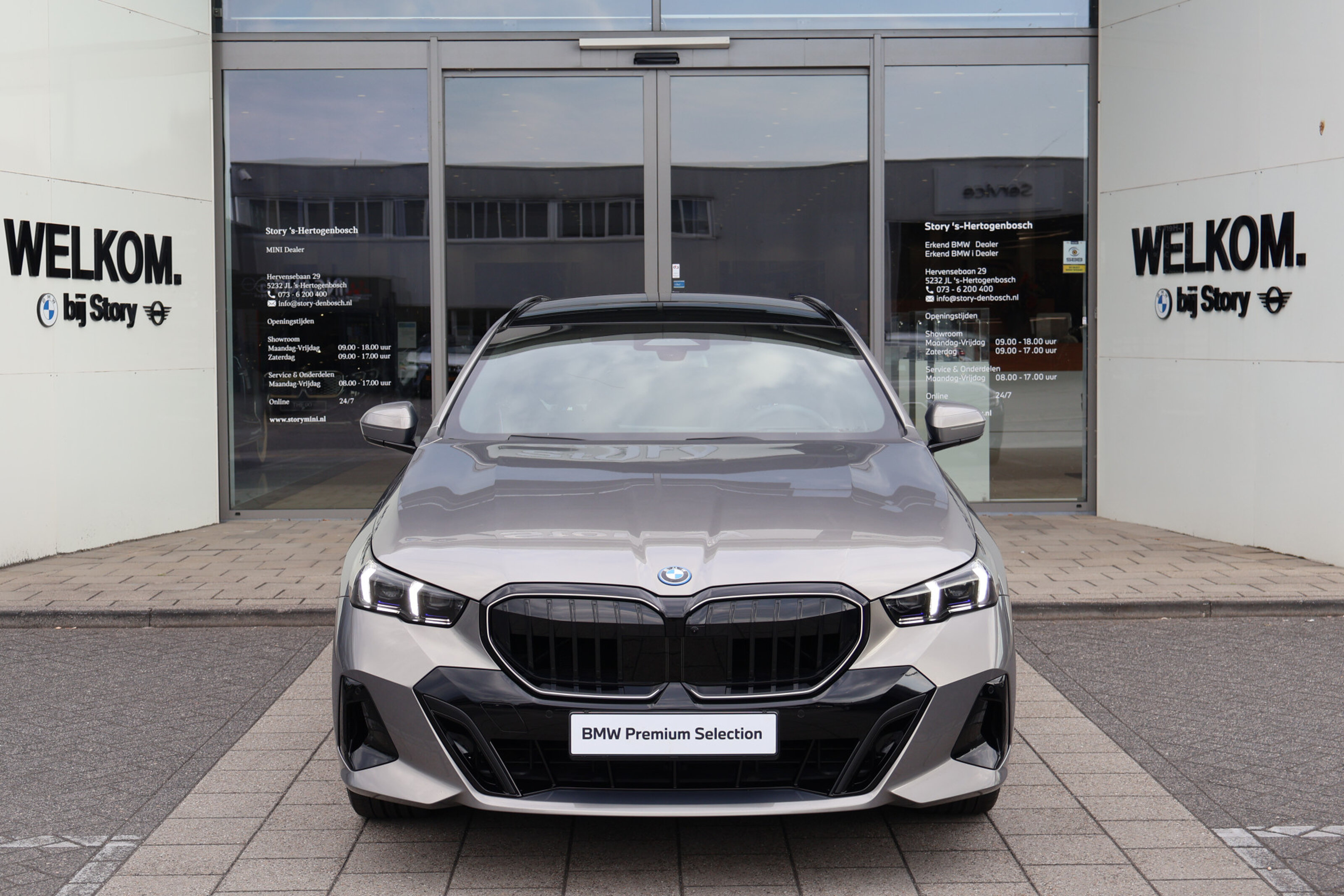 BMW 5 Serie Touring 550e xDrive M Sport Automaat