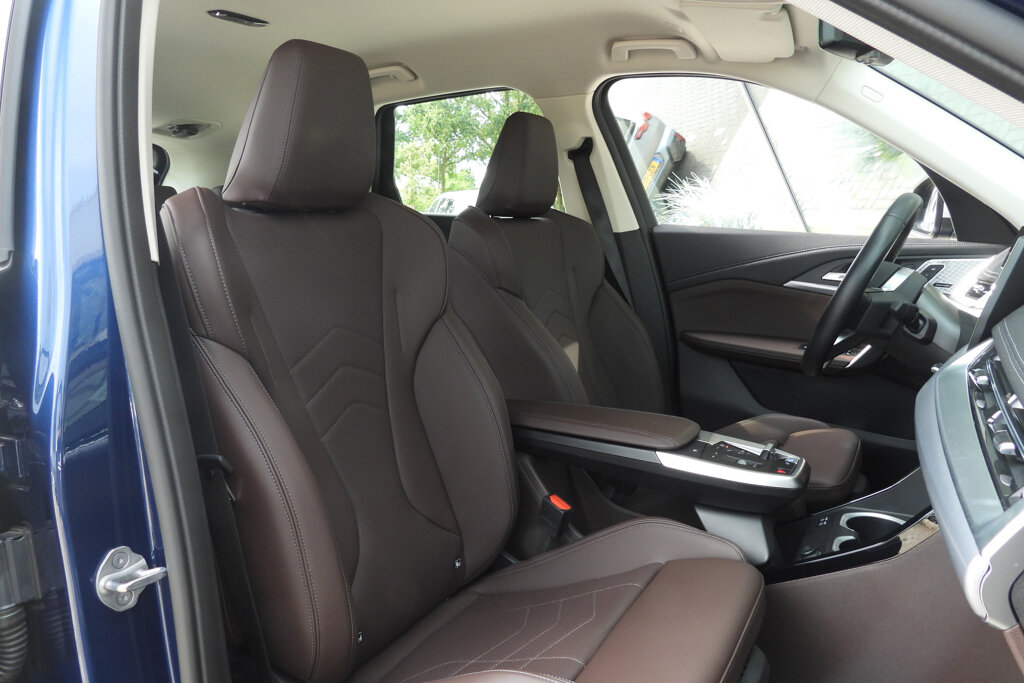 BMW iX1 19