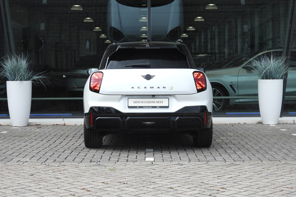 MINI Aceman 15