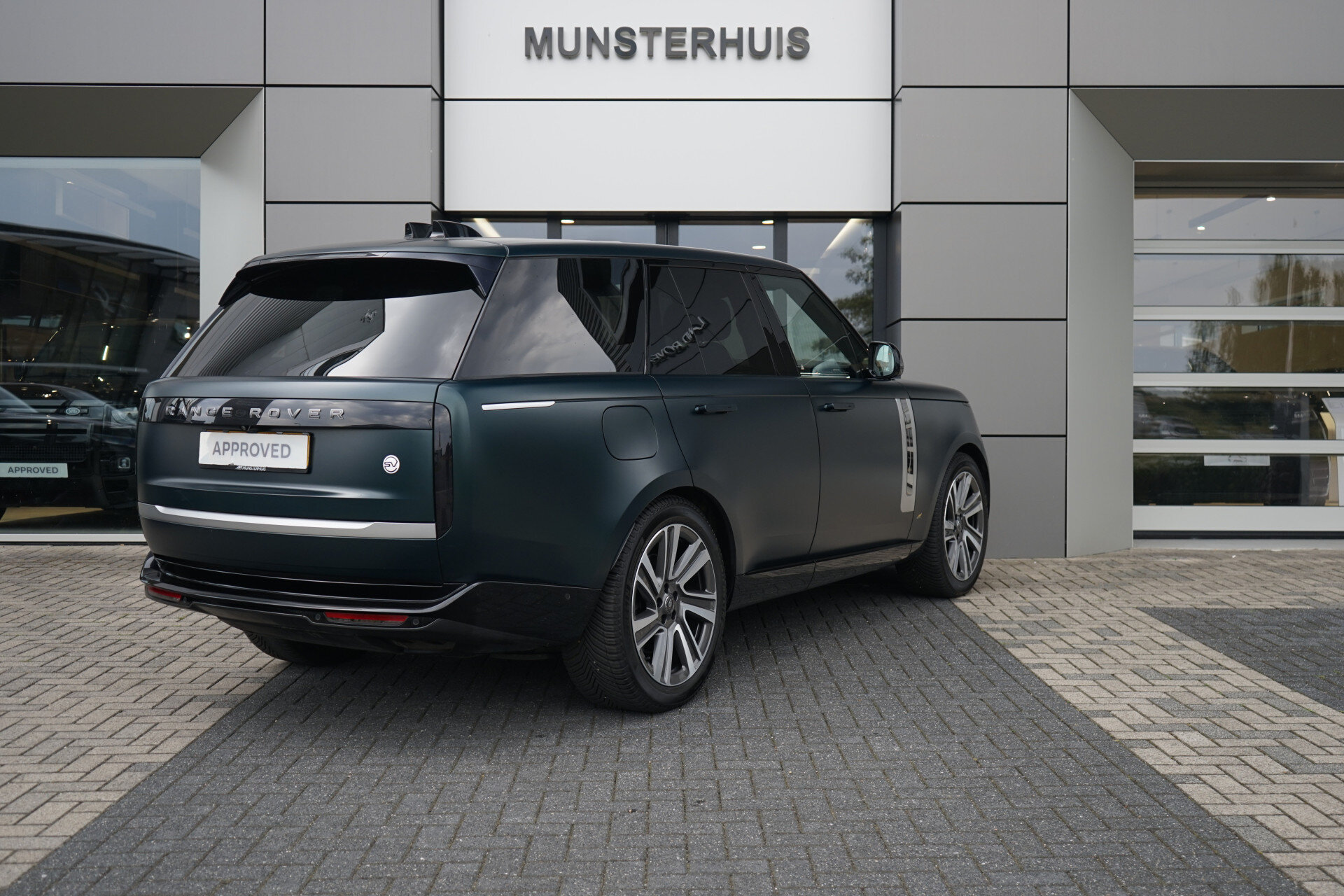 Land Rover Range Rover 4.4 P530 SV MHEV - Afbeelding 2
