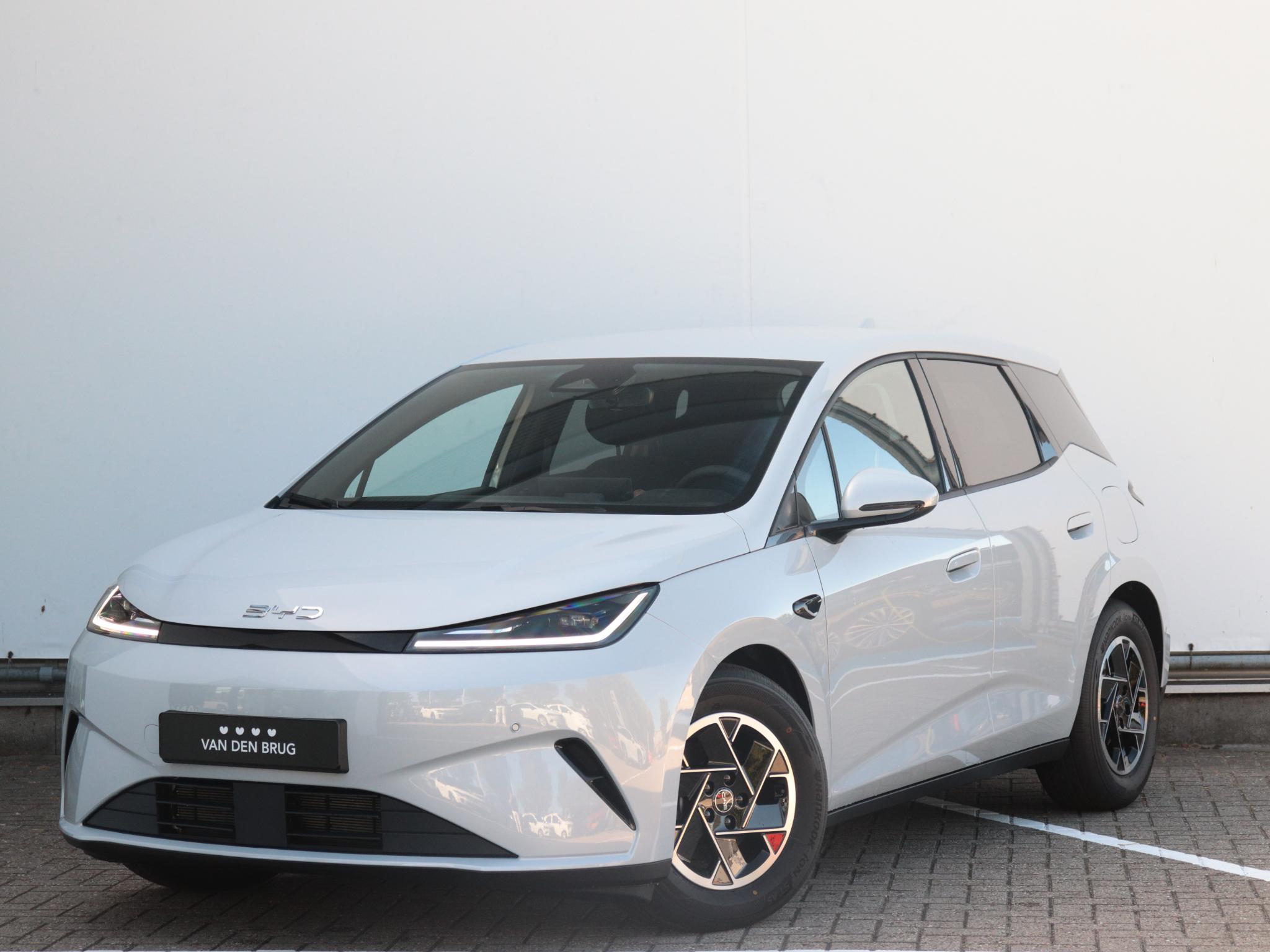 BYD DOLPHIN G 1.5L DM-i Boost - Afbeelding 1