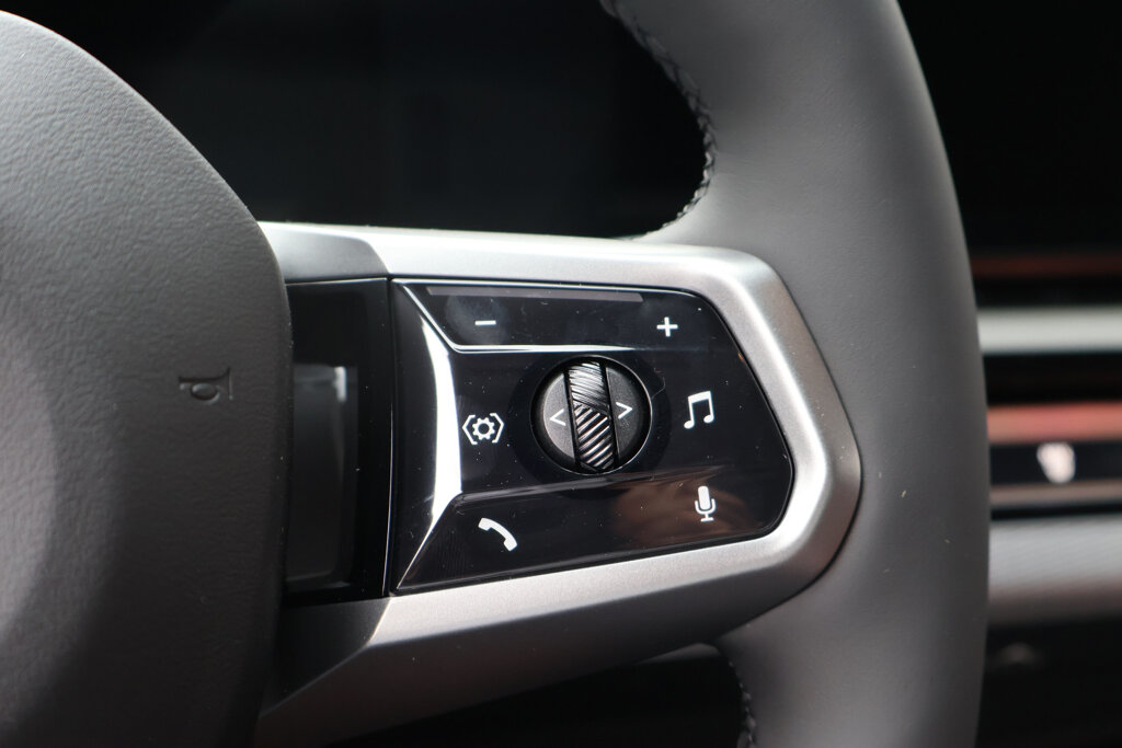 BMW i5 10