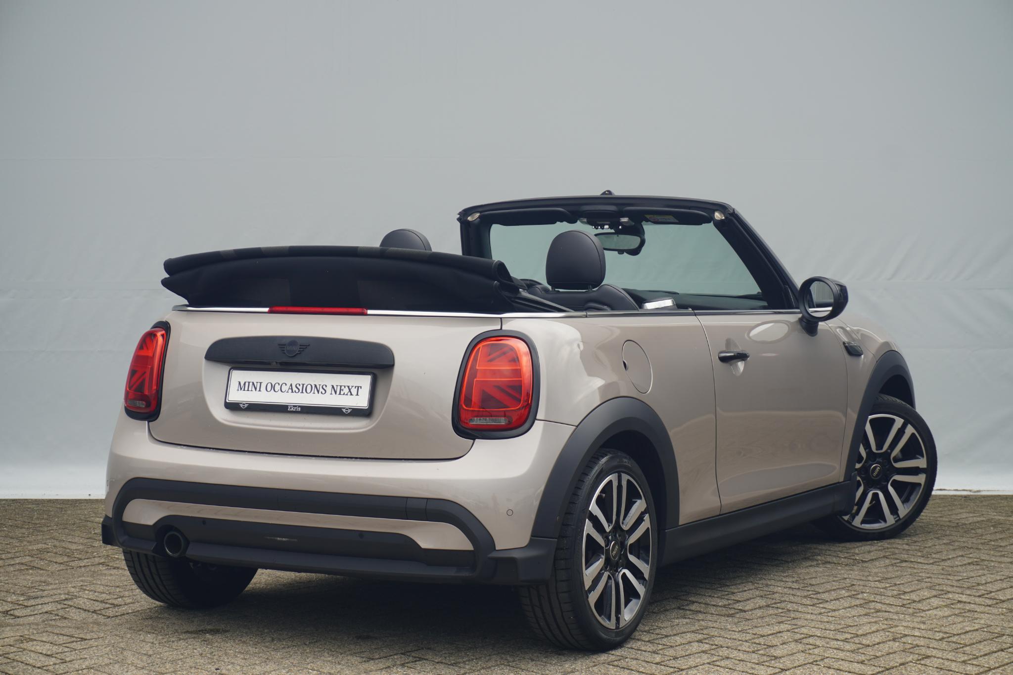 MINI Cabrio