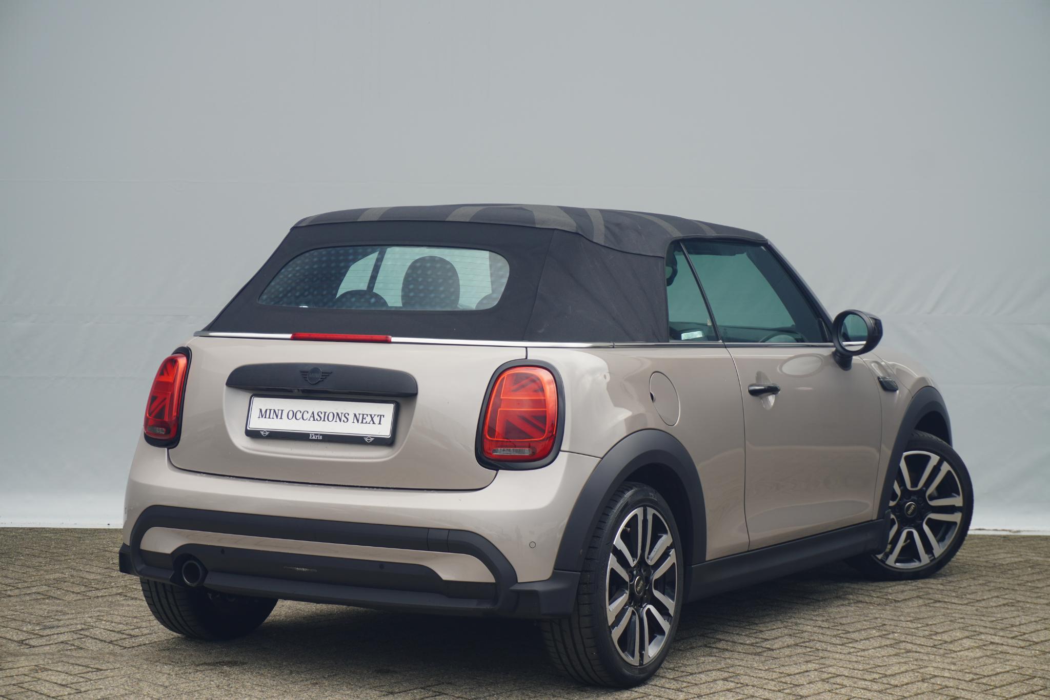 MINI Cabrio