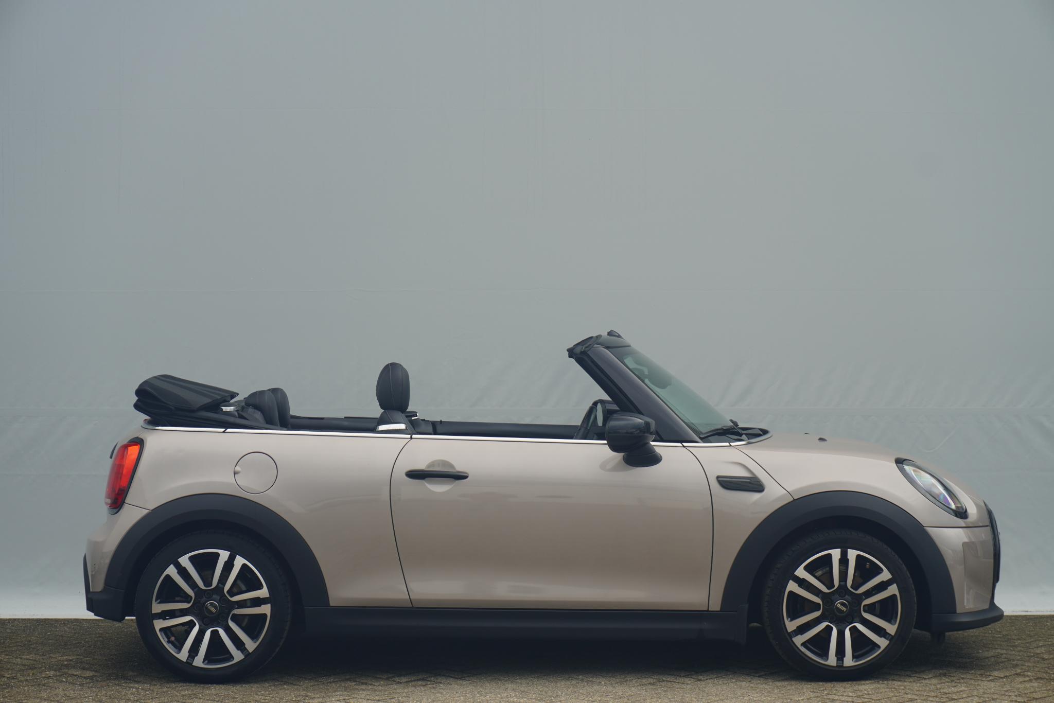 MINI Cabrio