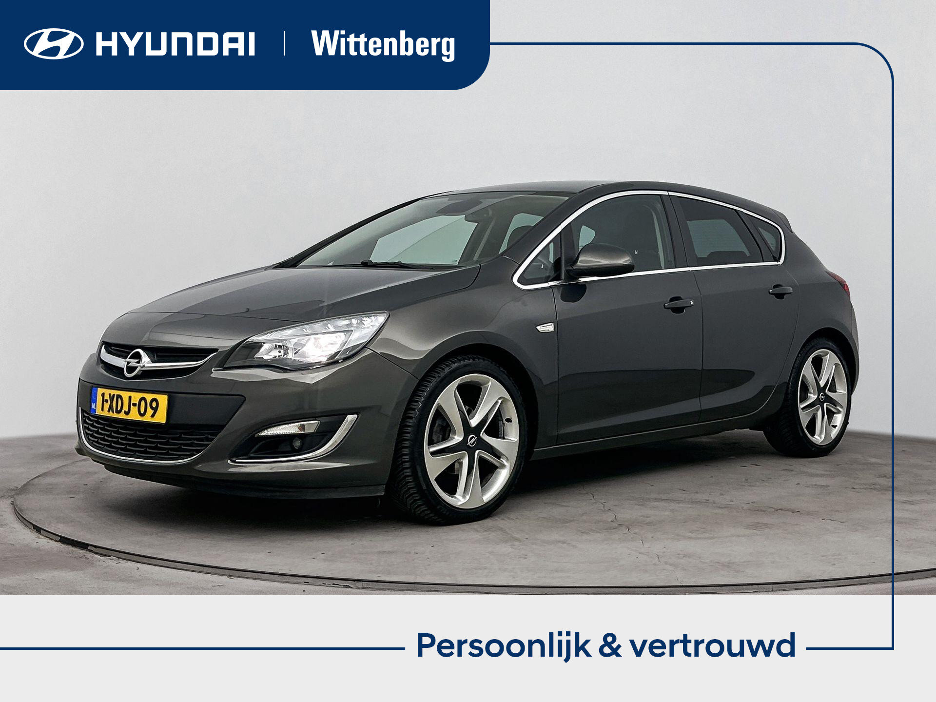 Opel Astra 1.4 TURBO COSMO