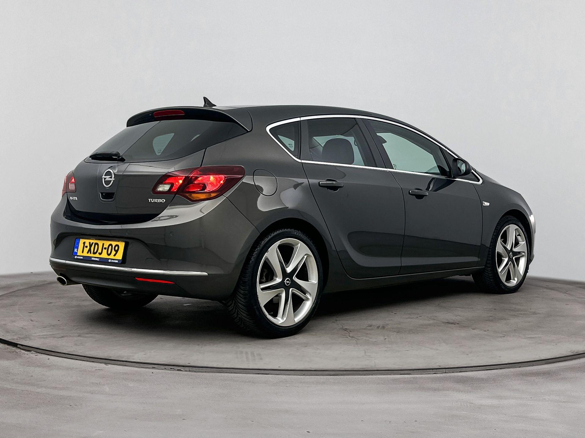 Opel Astra 1.4 TURBO COSMO - Afbeelding 2