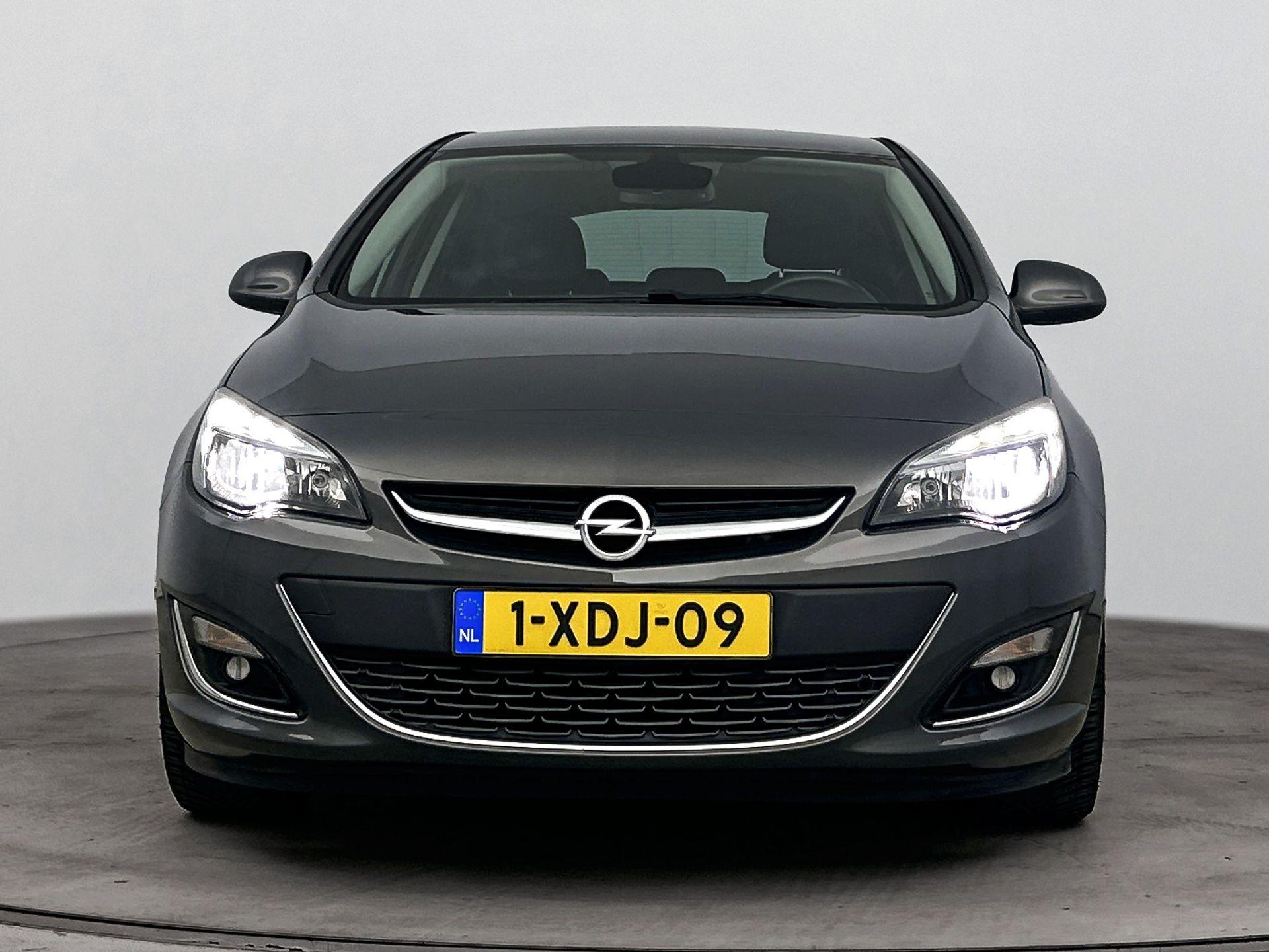 Opel Astra 1.4 TURBO COSMO - Afbeelding 4