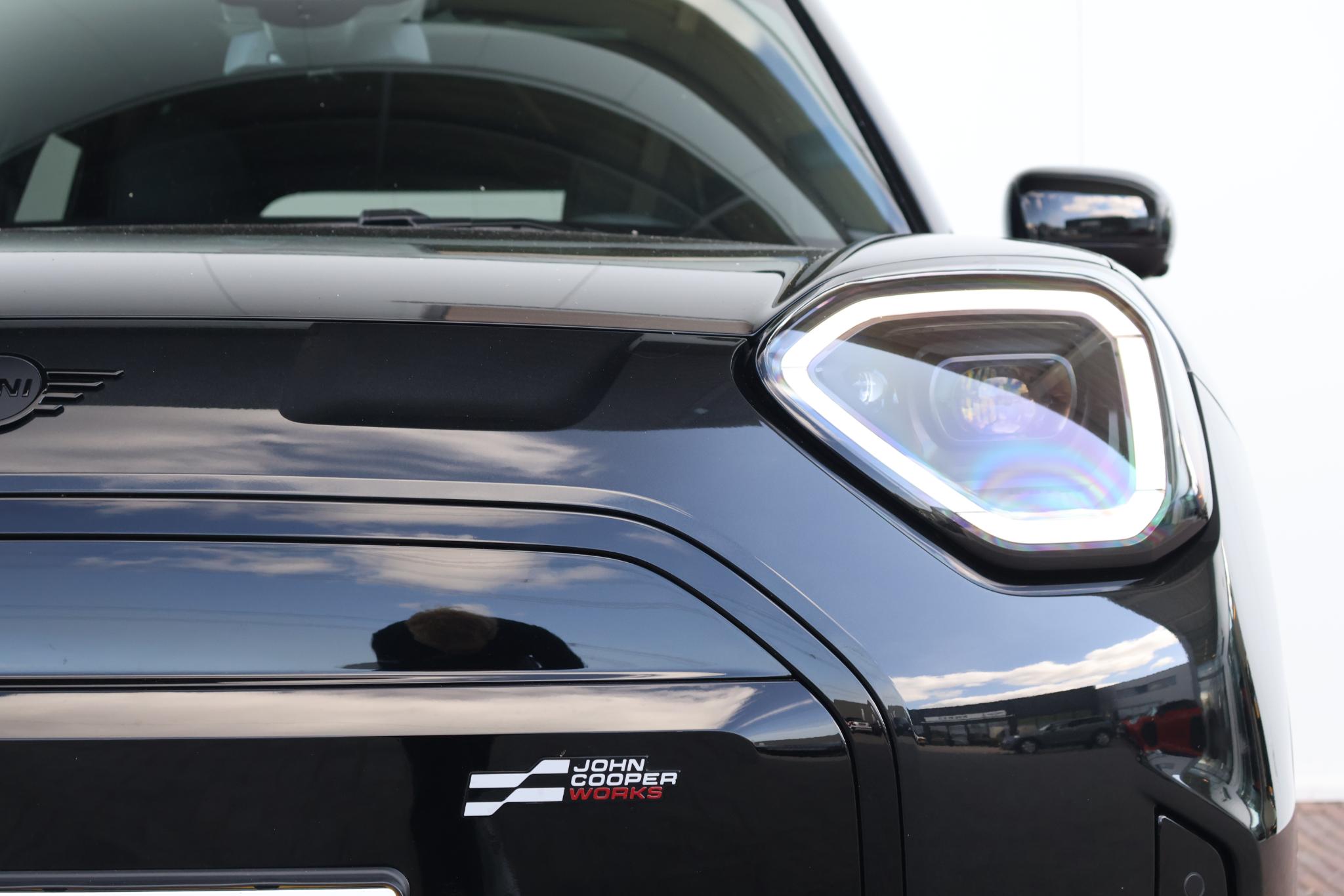 MINI Aceman E John Cooper Works L 42.5 kWh - Afbeelding 3
