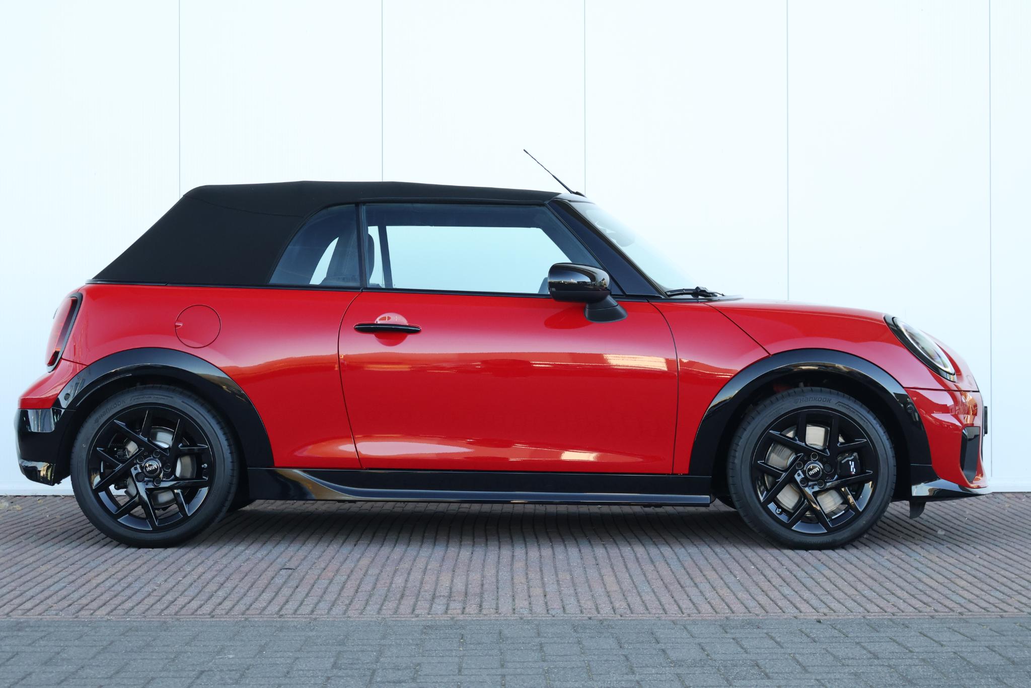 MINI Cabrio