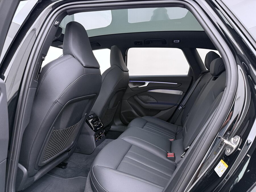 Audi A6 Avant 2.0 e-hybrid quattro S edition Competition