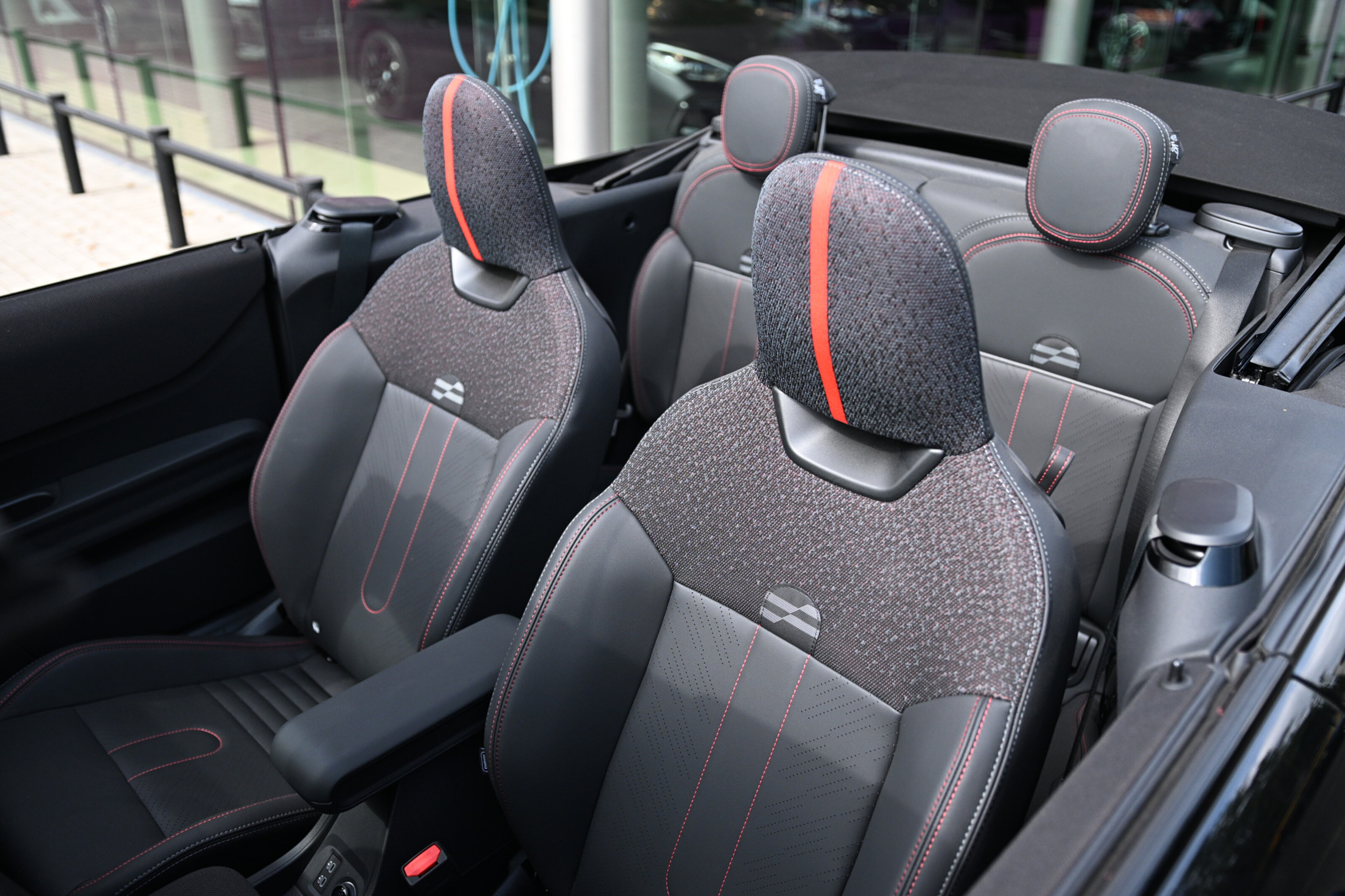 MINI Cabrio C Automaat