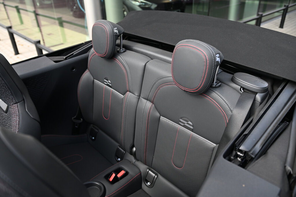 MINI Cabrio 14
