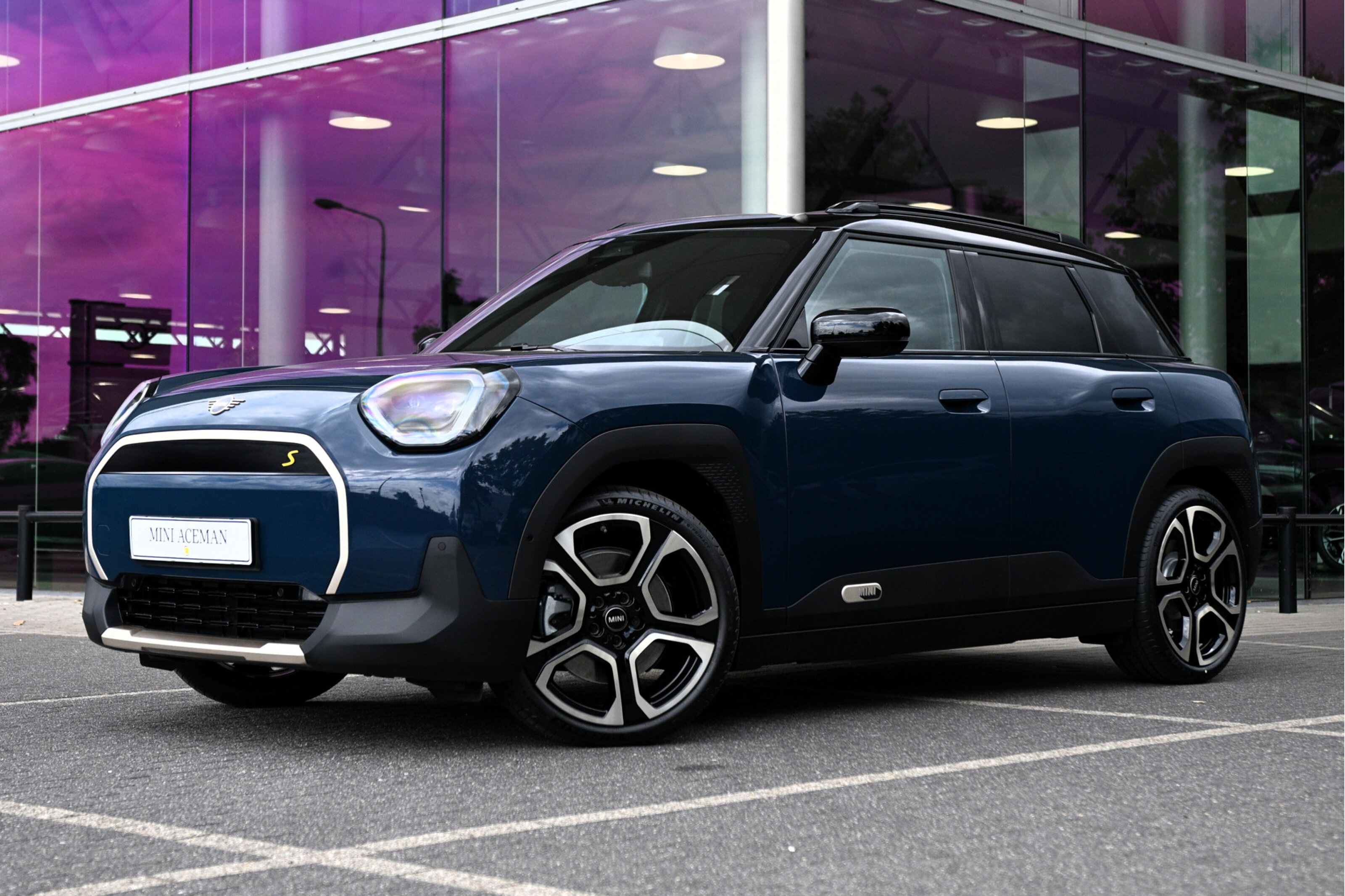 MINI Aceman SE