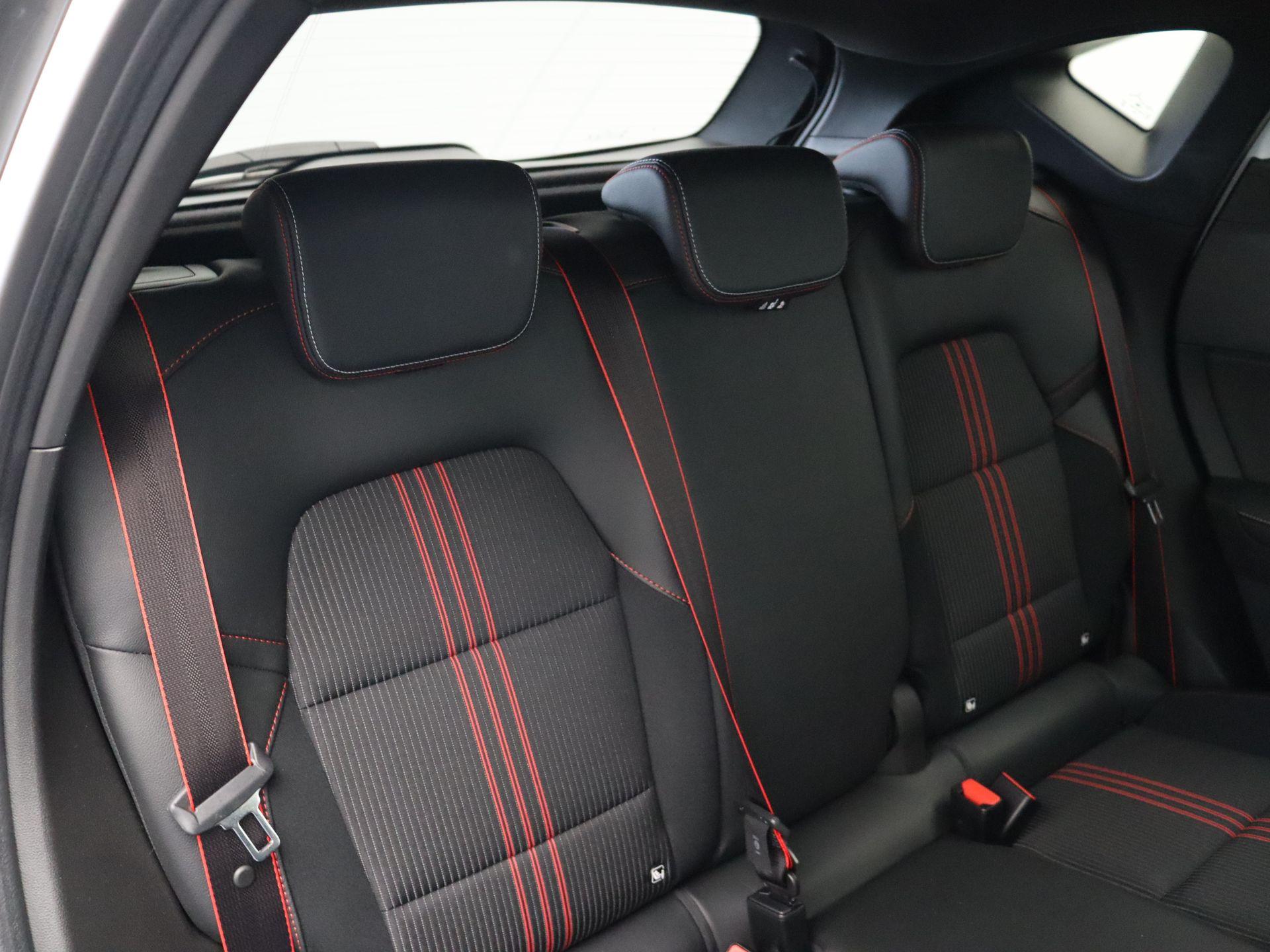 Renault Captur 1.6 E-Tech Hybrid 145 R.S. Line - Afbeelding 10