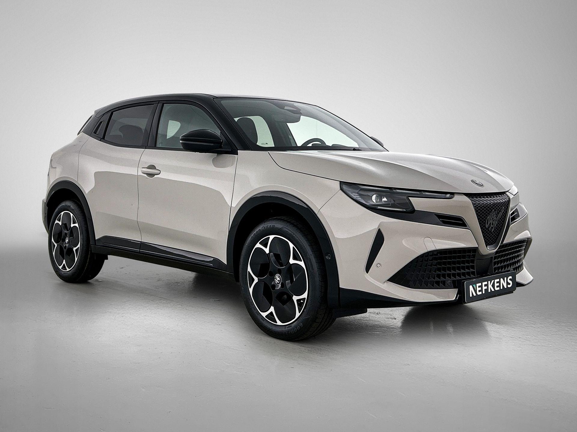 Alfa Romeo Junior 1.2 145pk Hybrid Ibrida Sprint Automaat - Afbeelding 2