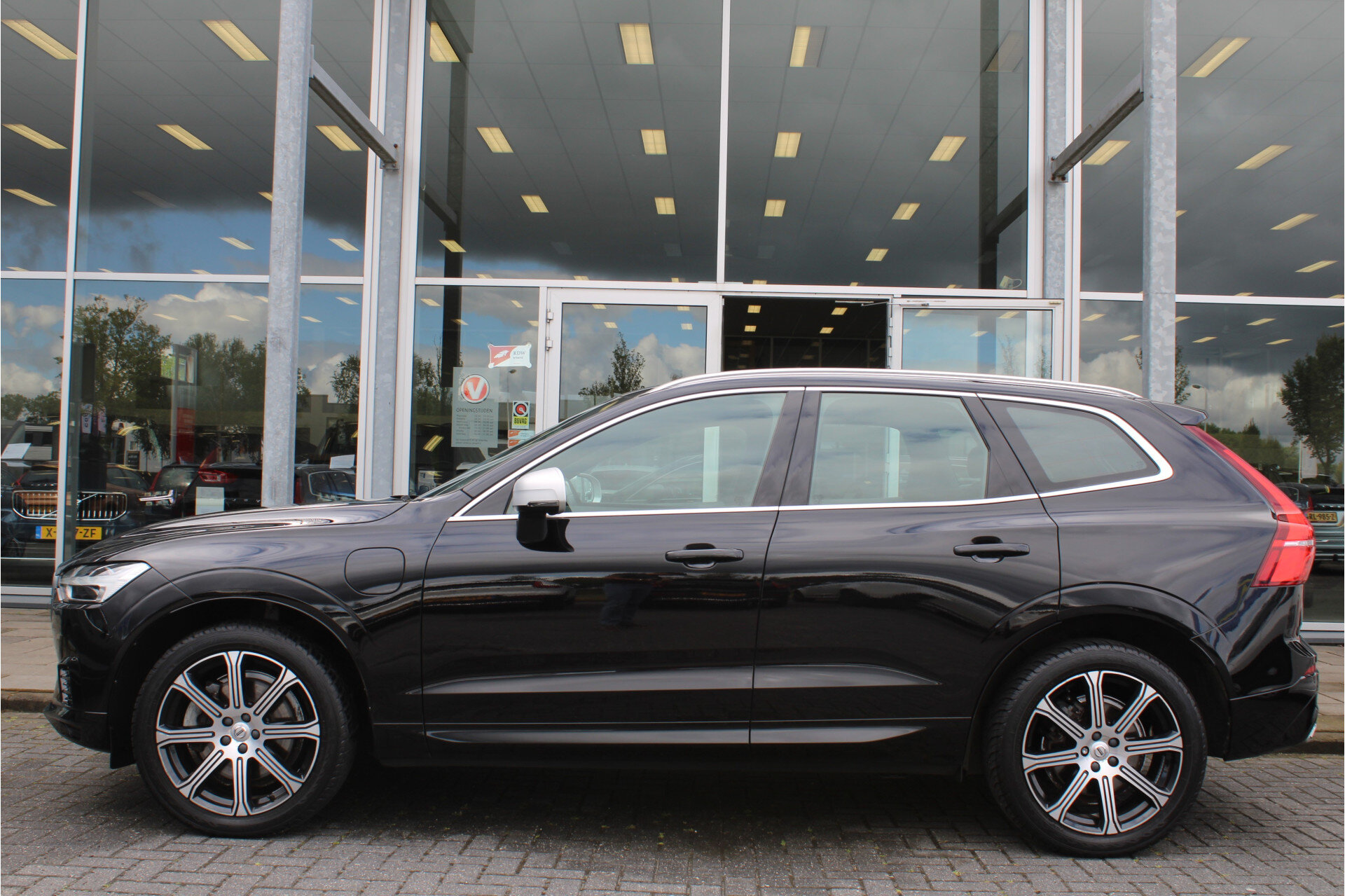 Volvo XC60 T8 Twin Engine AWD R-Design - Afbeelding 2