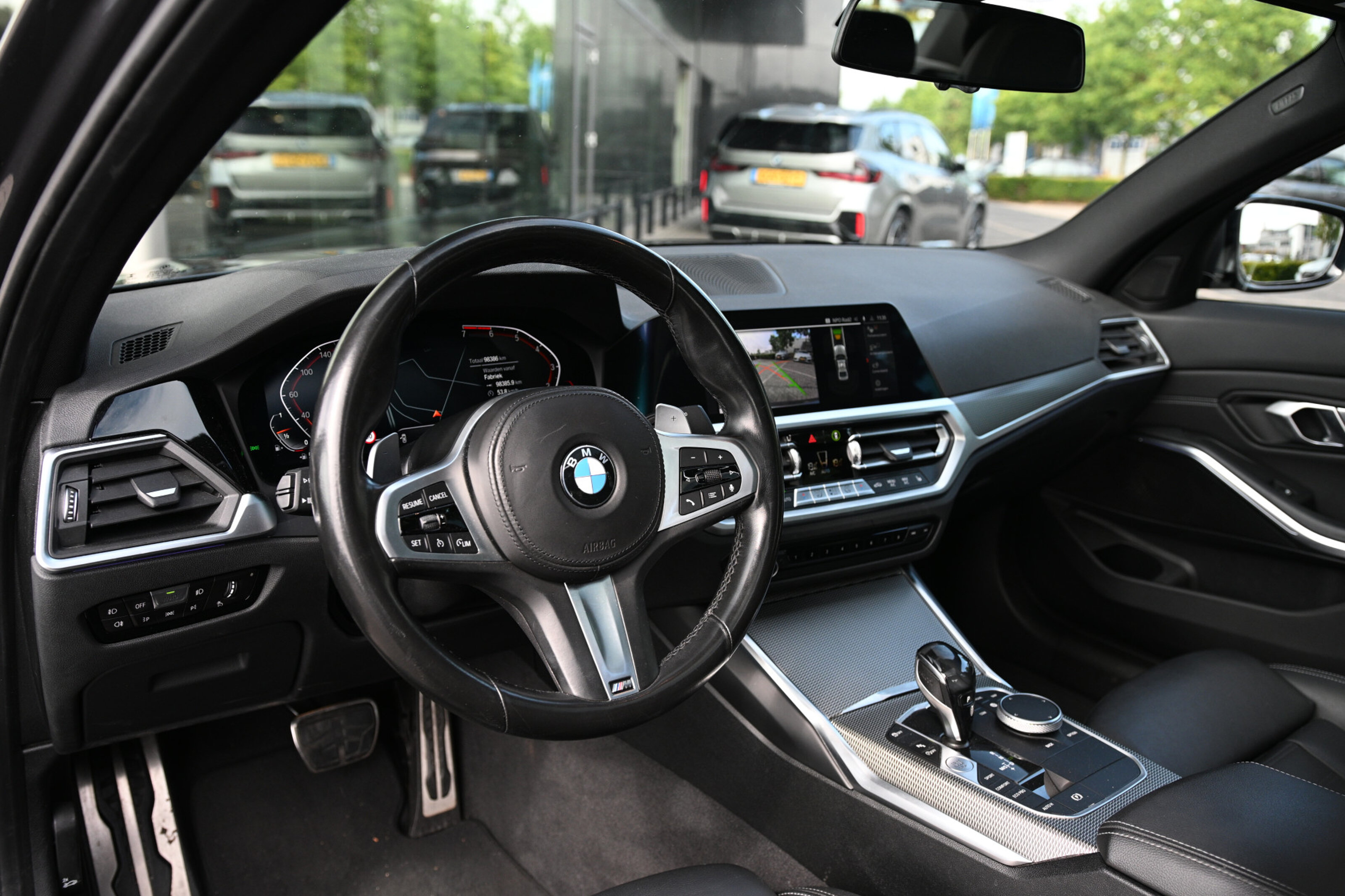 BMW 3 Serie 318i High Executive M Sport Automaat