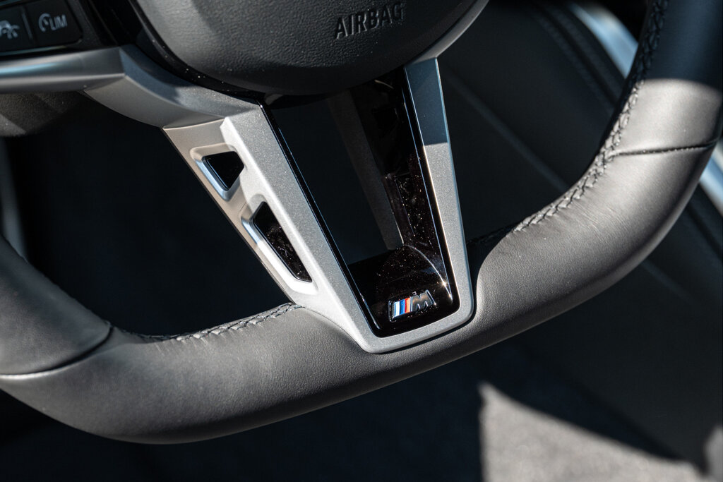 BMW i4 31