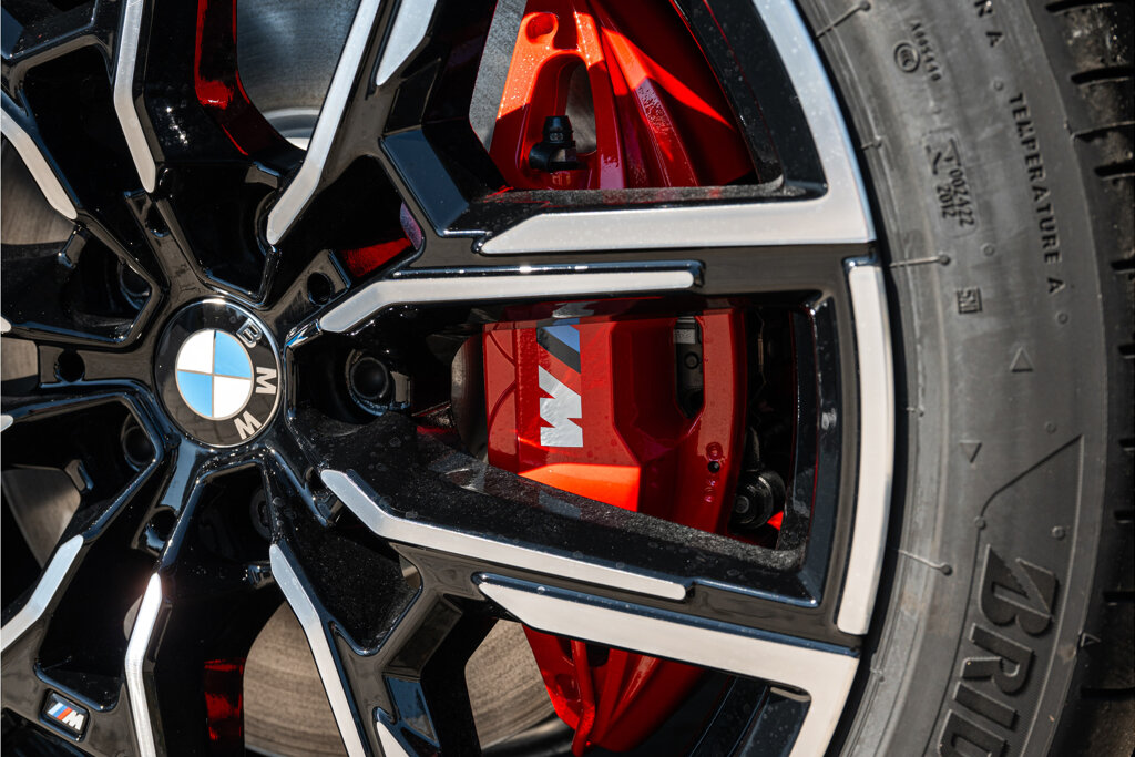 BMW i4 37