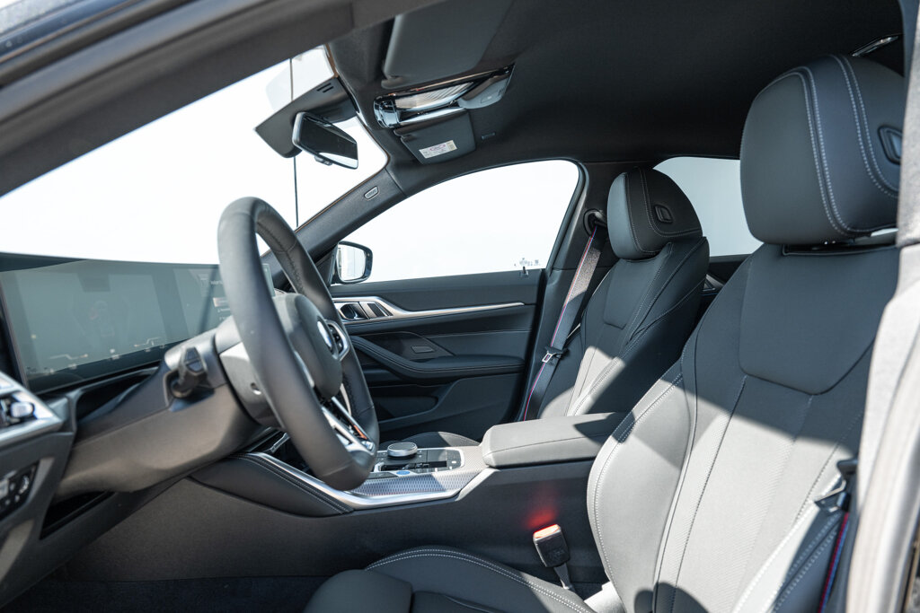 BMW i4 41