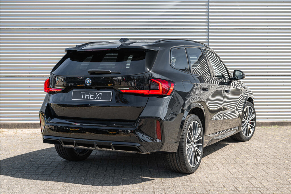 BMW X1 12