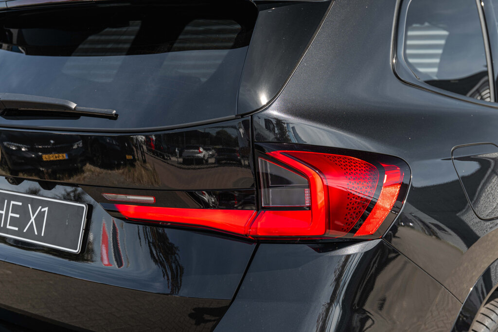 BMW X1 13