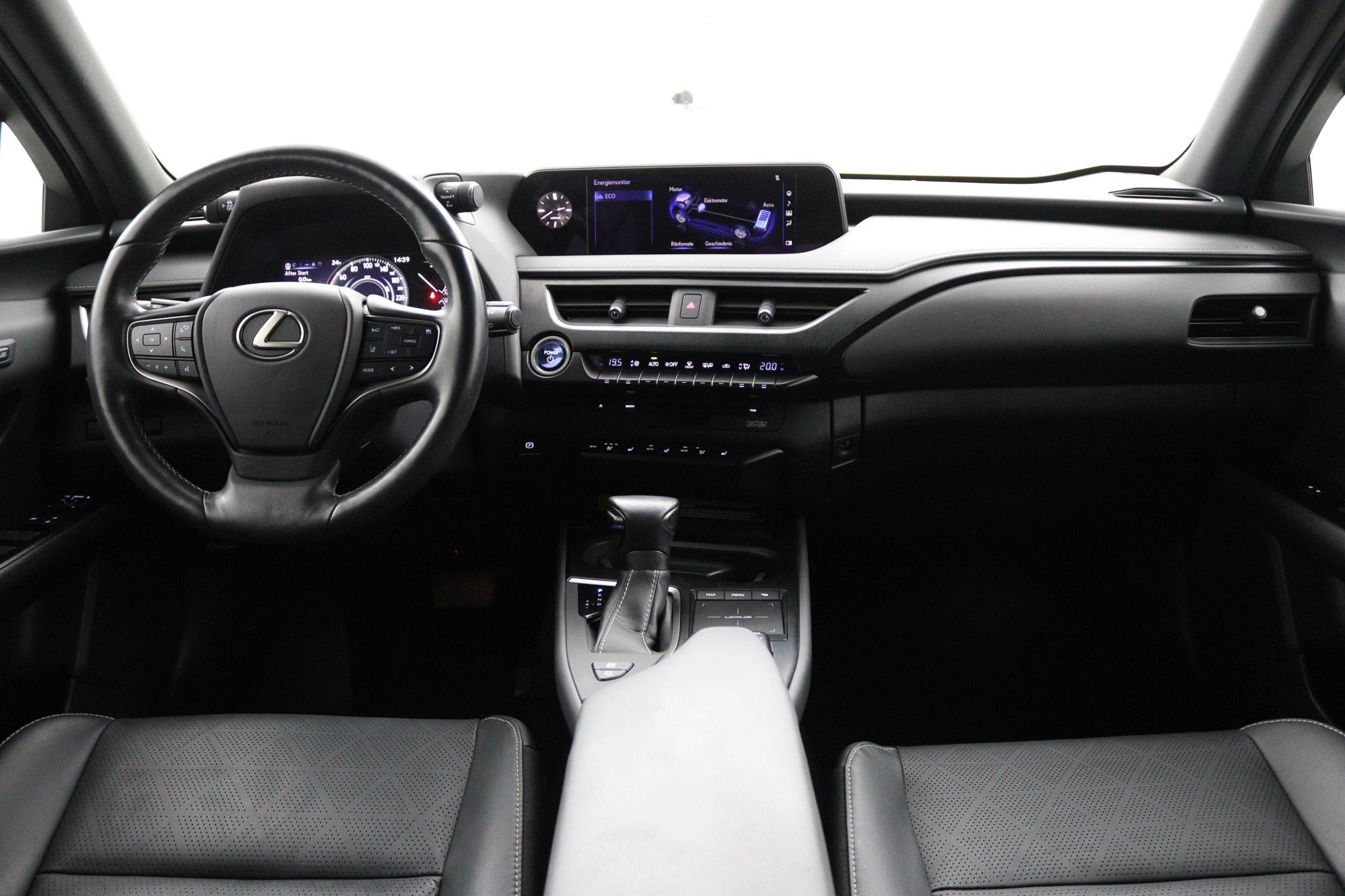 Lexus UX 250h Executive Line - Afbeelding 4