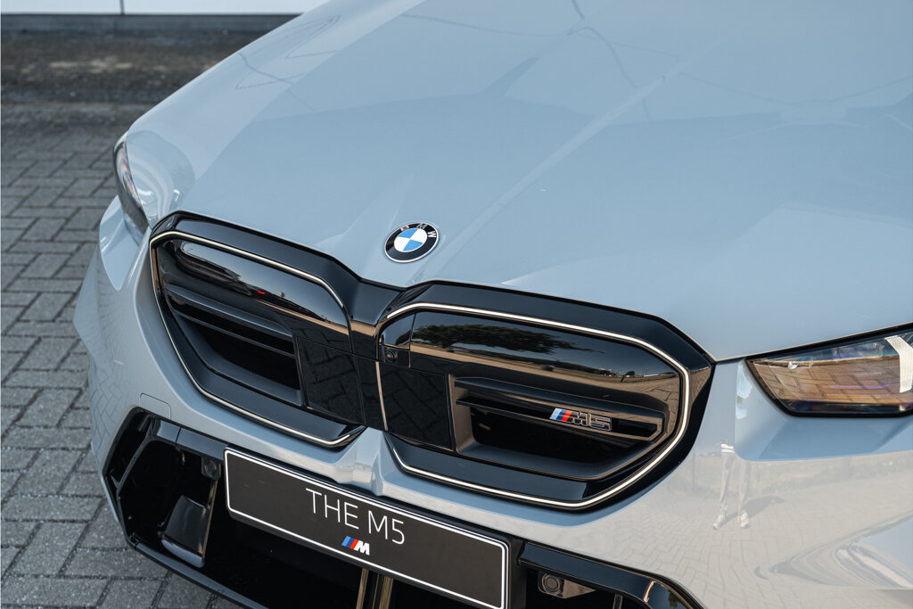 BMW M5 6