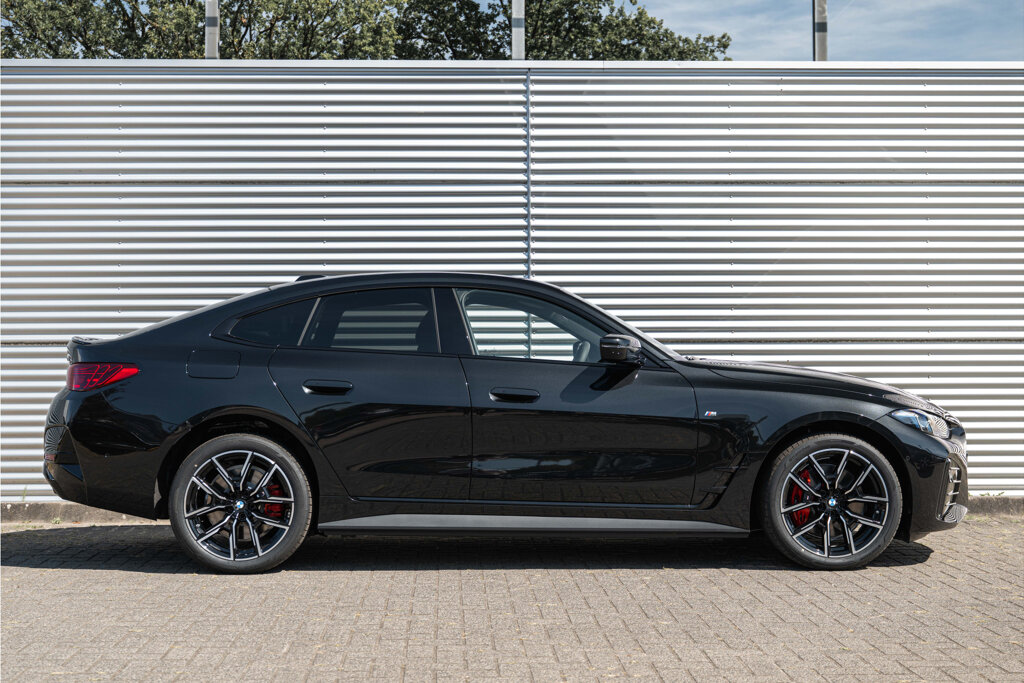 BMW i4 3