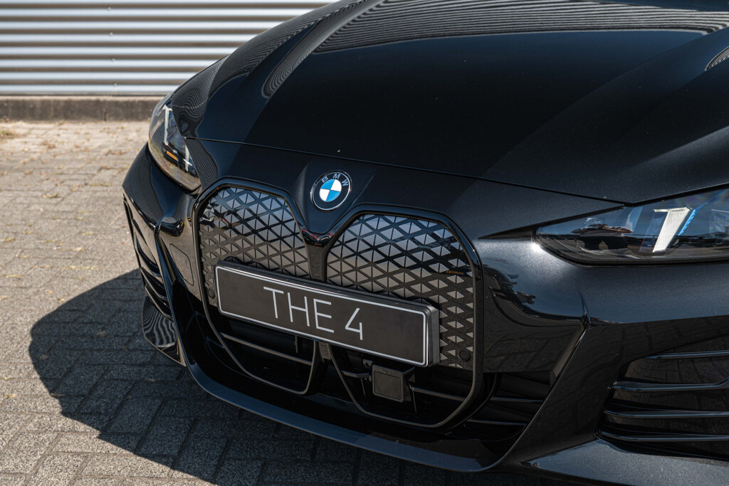 BMW i4 6