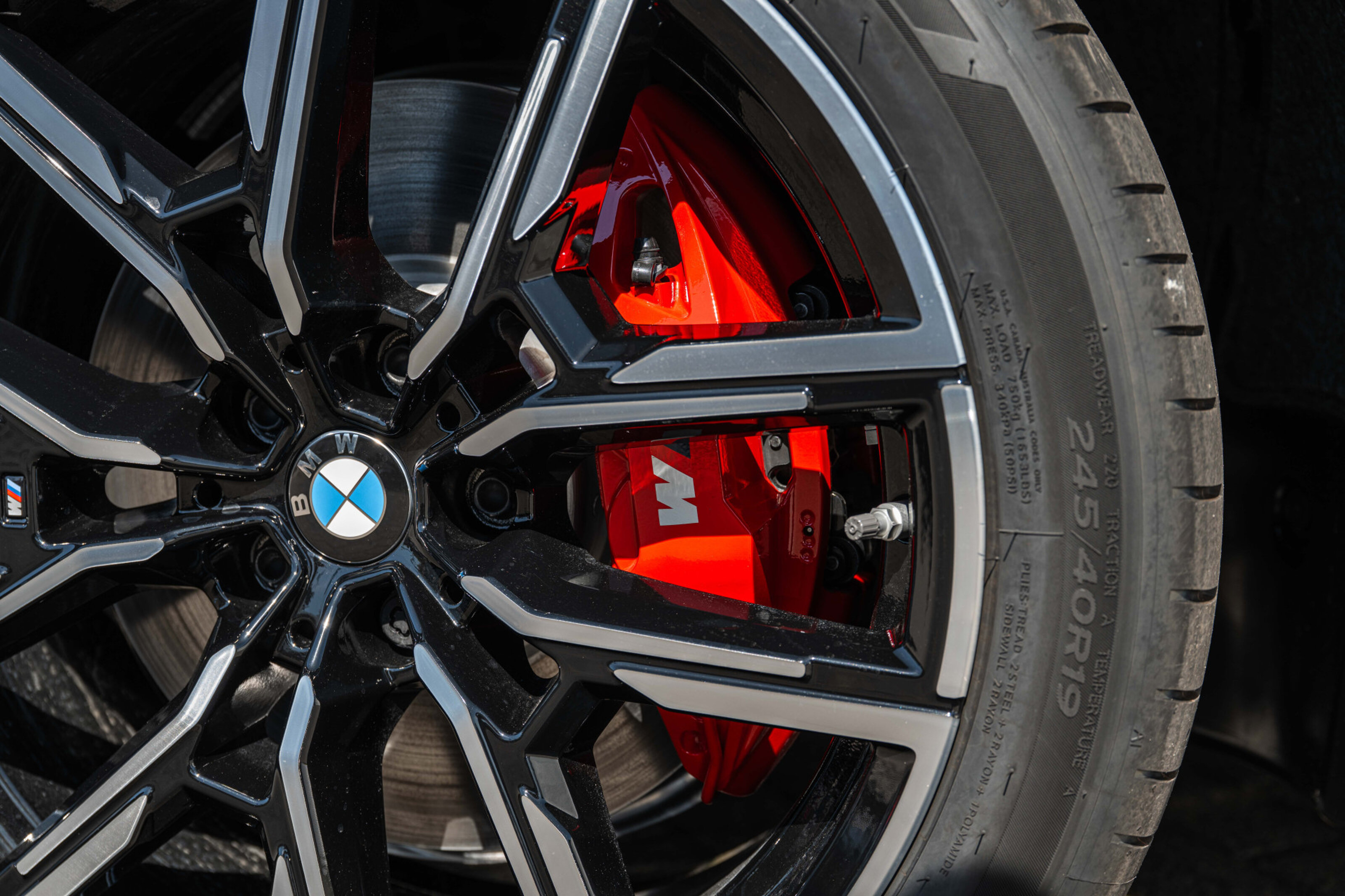 BMW i4 9