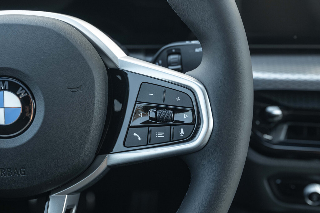BMW i4 25