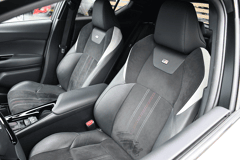 Toyota C-HR 2.0 Hybrid GR-Sport Limited Automaat 184pk - Afbeelding 2