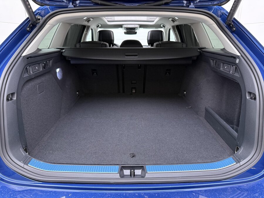 Škoda Superb Combi 1.5 TSI PHEV Laurin & Klement