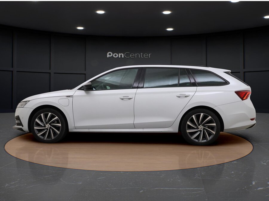 Škoda Octavia Combi 1.4 TSI iV PHEV Sportline