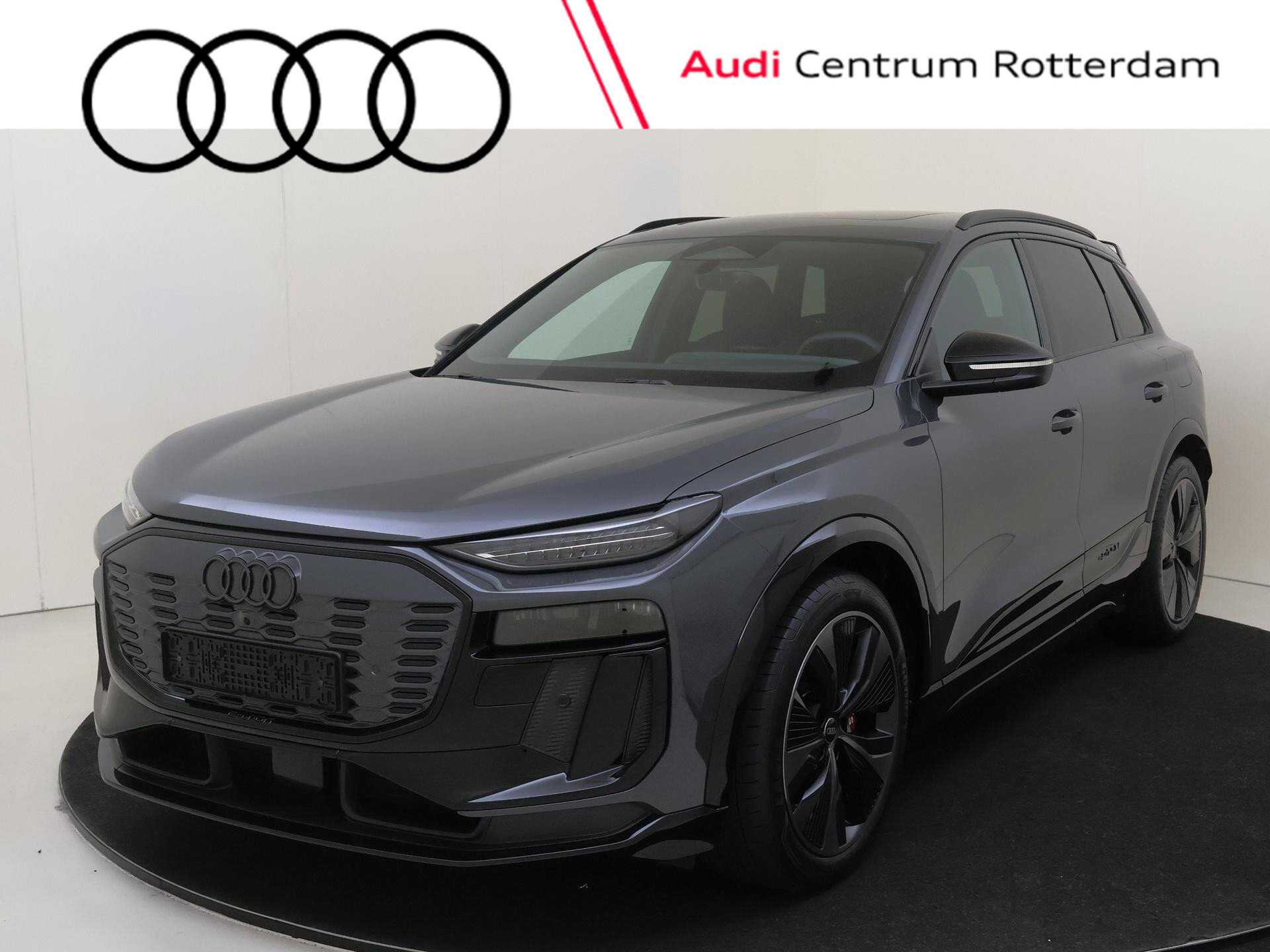 Audi SQ6 Edition One Grey