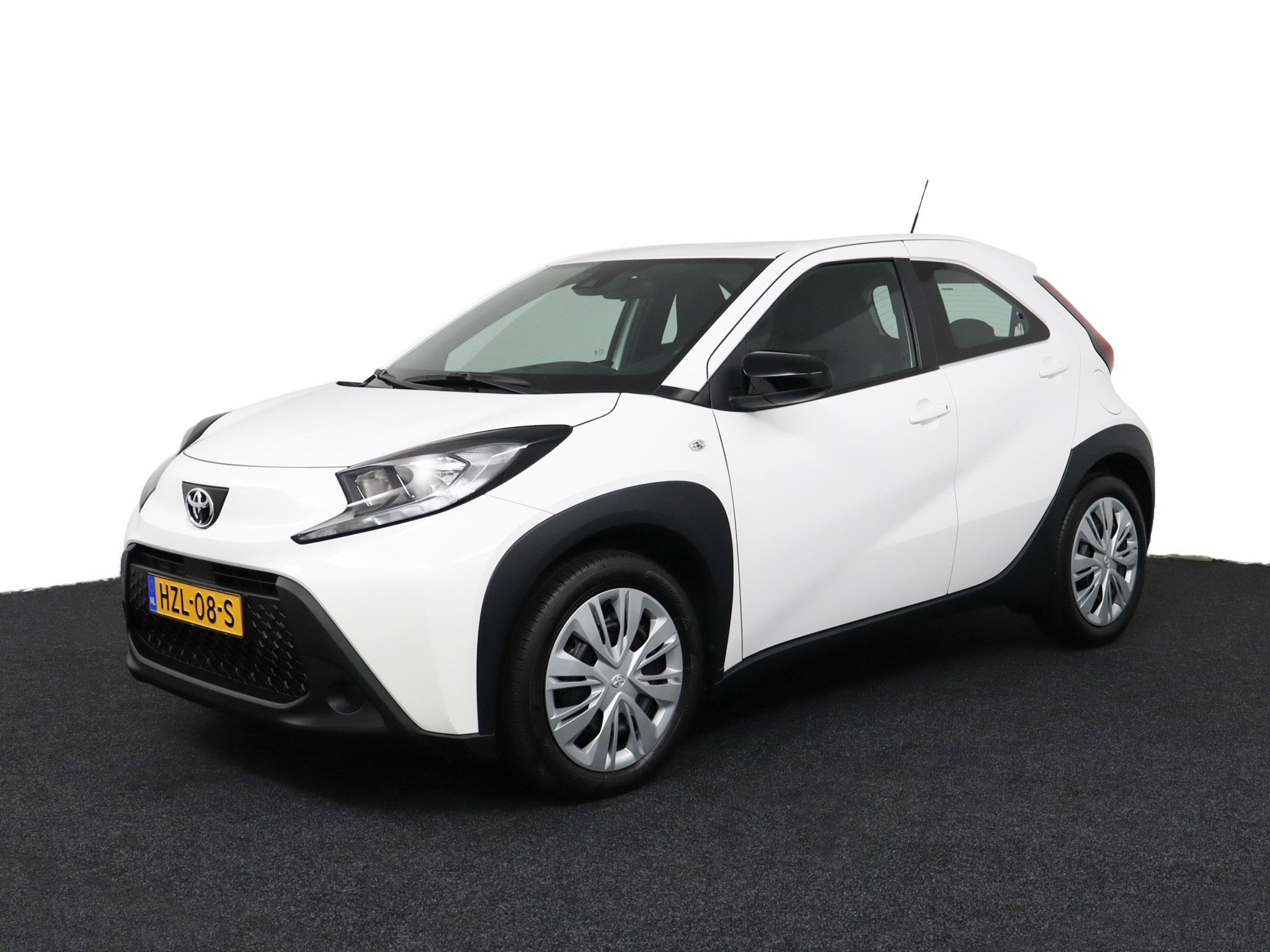 Toyota Aygo X 1.0 VVT-i MT Play