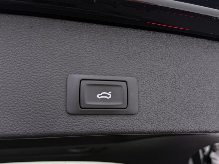 Audi Q2 35 TFSI S Edition