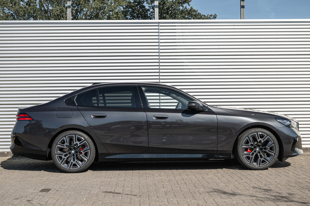 BMW i5 3